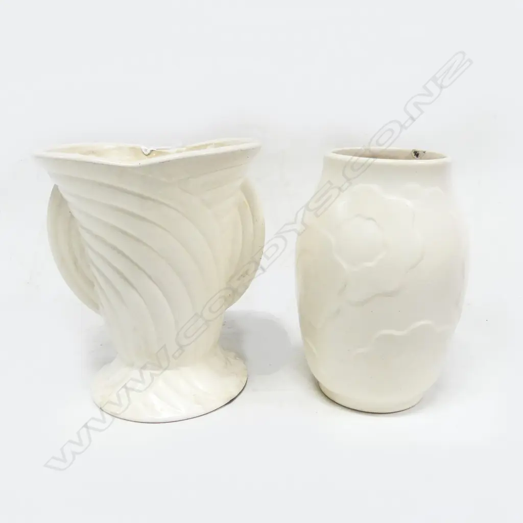 2 C/LYNN WHITE CHINA VASES H150MM BOTH CHIPPED Image 1++