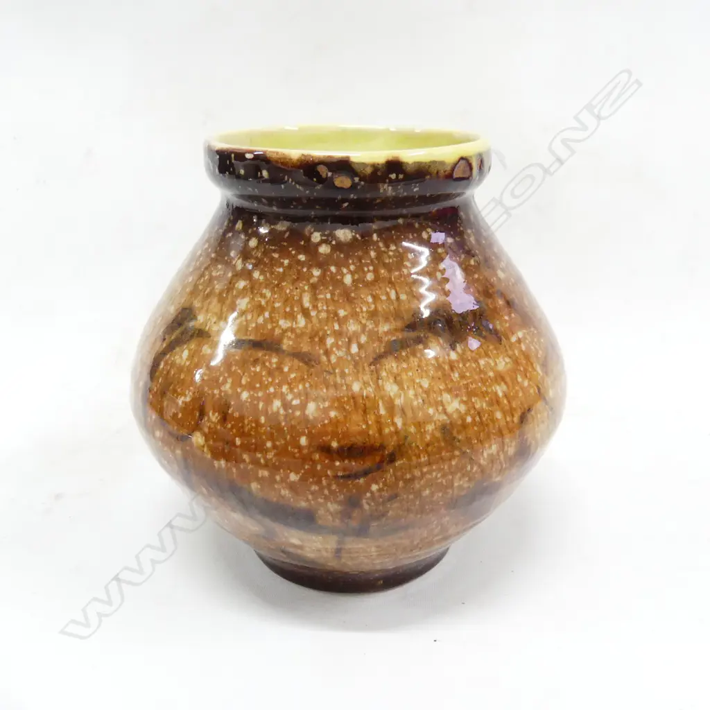AQUILA BY TITIAN? VASE CAVE PAINTING DESIGN H170MM Image 1++
