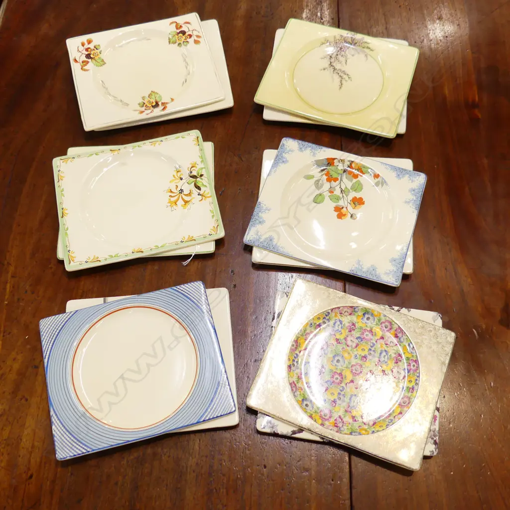 12 DECO PLATES 190x225mm ALL ROYAL STAFFORDSHIRE 'THE BIARRITZ'  Image 1++