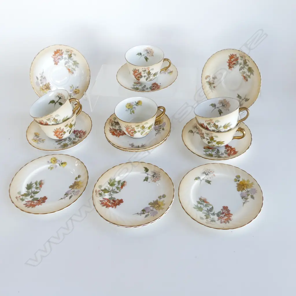 ROYAL DOULTON FINE CHINA TRIOS, FLORAL W GOLD DETAIL, 17PCS Image 1++