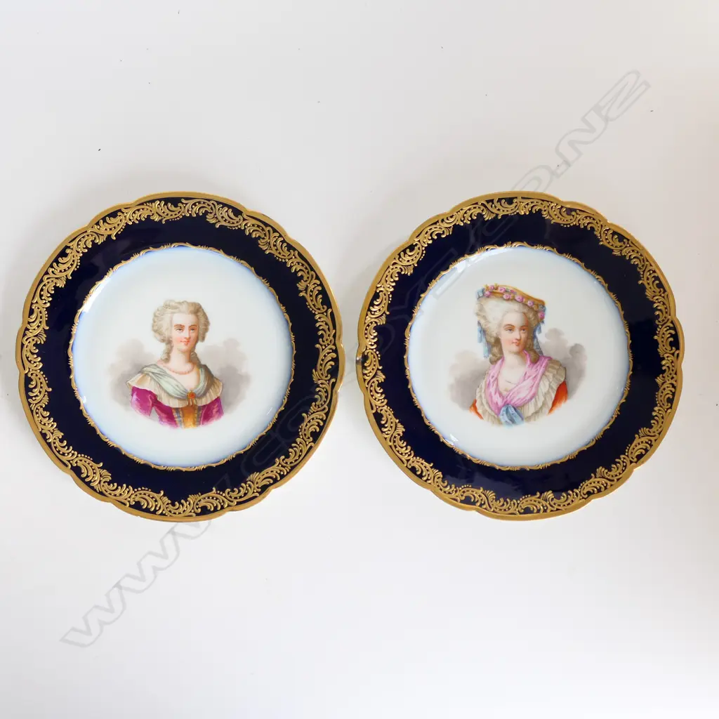 Two antique Sevres porcelain cabinet plates decorated in the manner of Chateau des Tuileries Image 1++