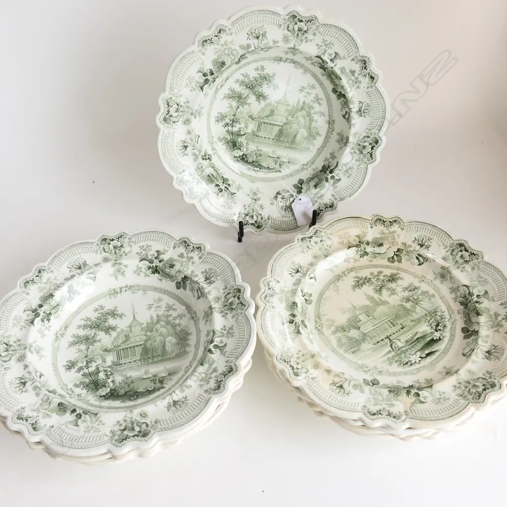 4 PLATES & BOWLS VICTORIAN 'ROYAL SKETCHES',  SOME FAULTS Image 1++