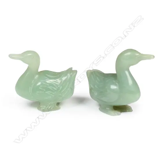 PR CHINESE JADE/AVENTURINE CARVED DUCKS 55mm, 1 w short foot