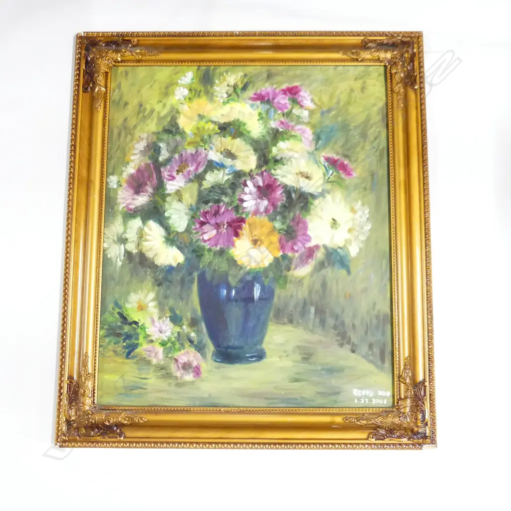 BETTY KUO, STILL LIFE VASE OF FLOWERS, OIL ON BOARD 590x495mm Image 1++