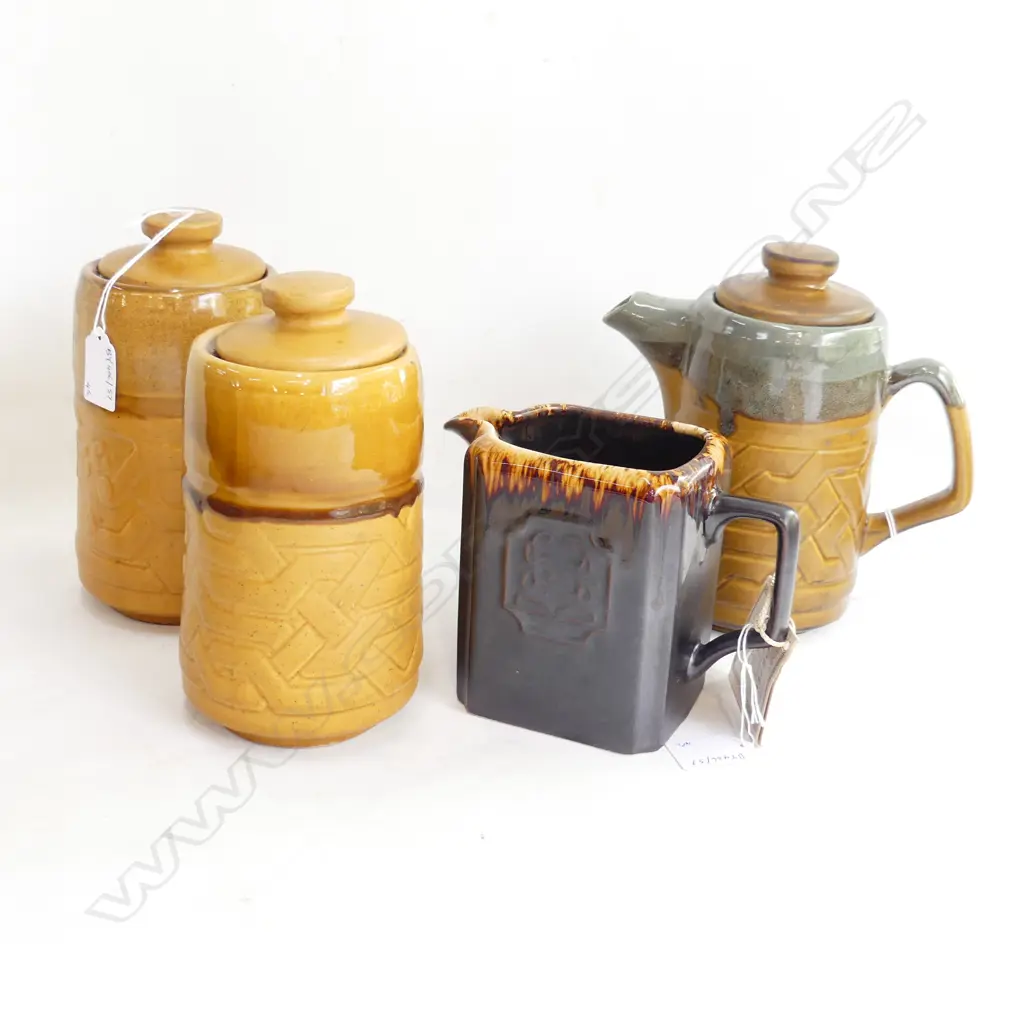 ORZEL POTTERY COFFEE POT H200MM 2 JARS H200MM & JUG H130MM Image 1++