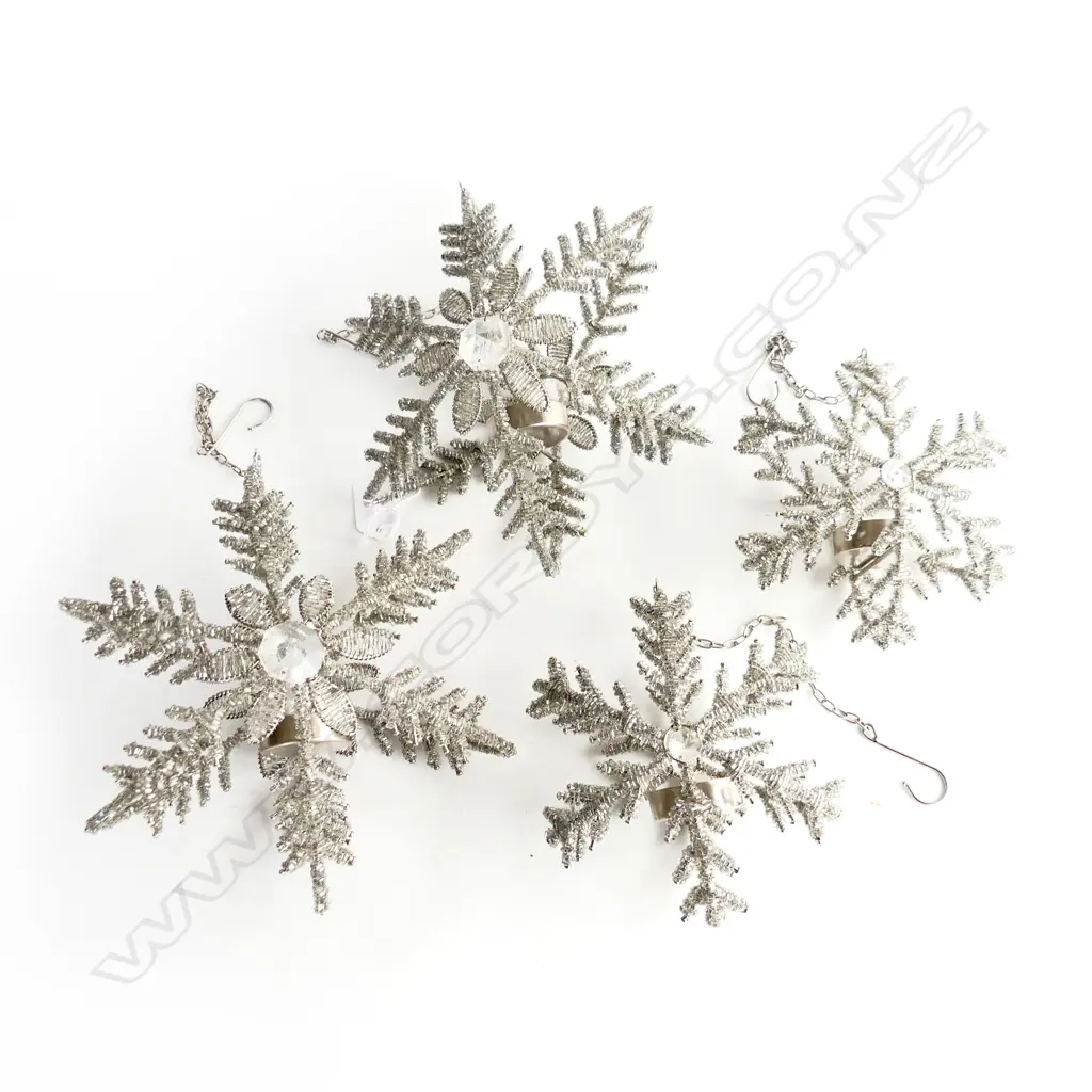 4 X ICE CRYSTAL SHAPED TEA LIGHT HOLDERS Image 1++