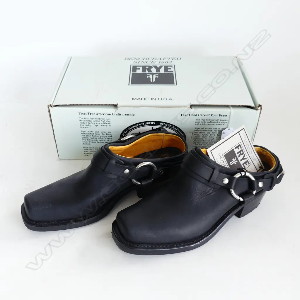 PR FRYE (USA) WOMEN'S 'BLACK MULE CLOG' SHOES size 8 1/2 M(medium) as new in box Image 1++