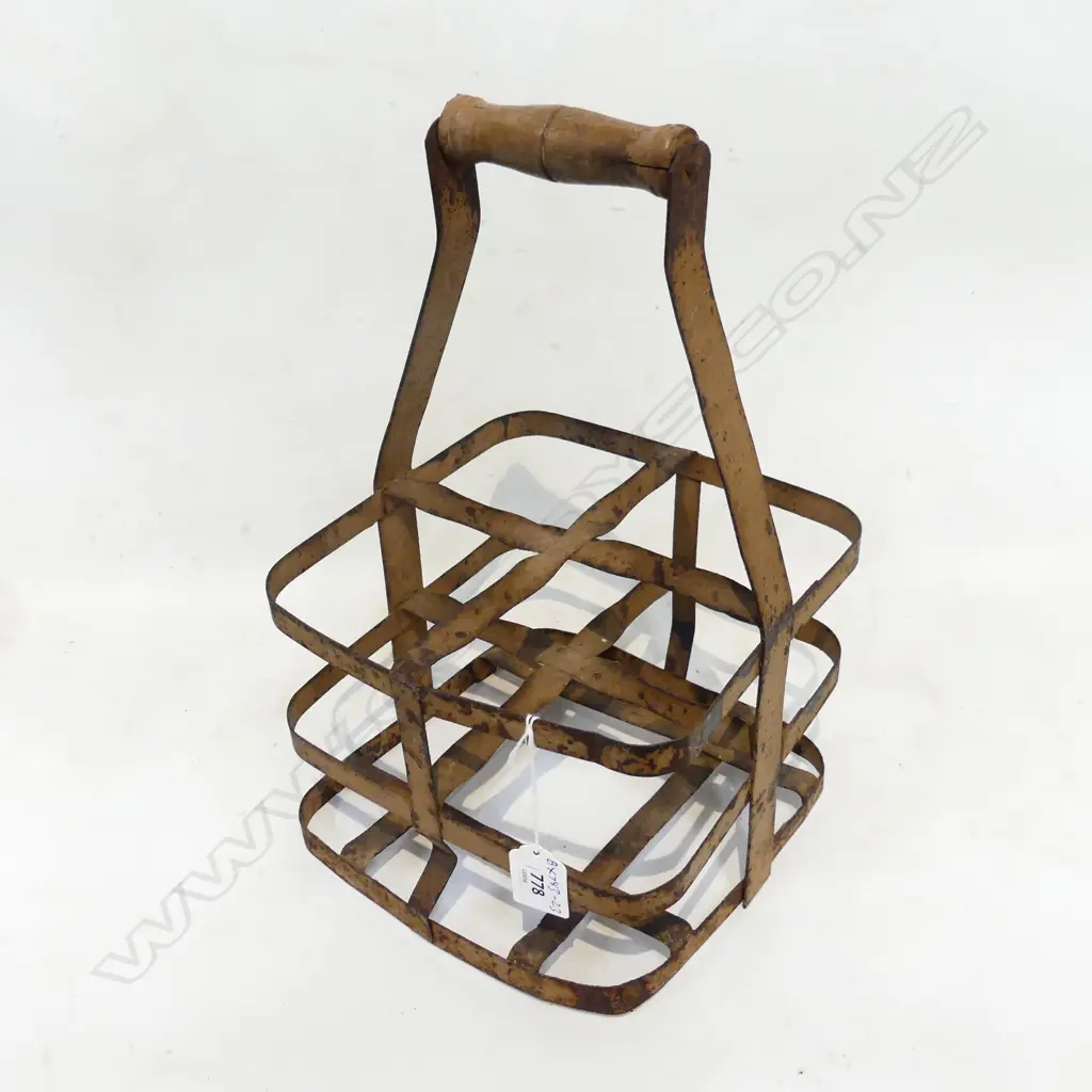 VINTAGE METAL BOTTLE CRATE H.330mm Image 1++
