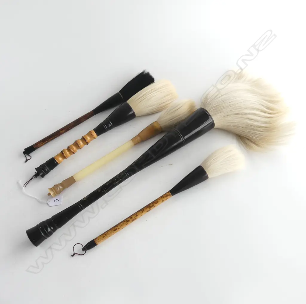 5 VINTAGE ORIENTAL FLY WHISKS L.650mm Image 1++