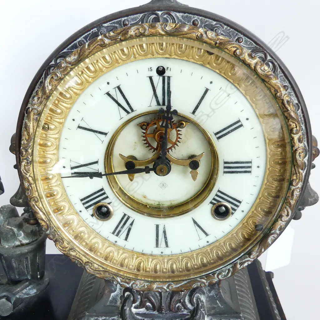 VICTORIAN FIGURAL CLOCK Image 1++