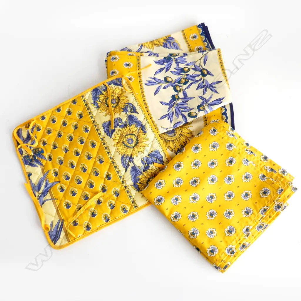 FRENCH PROVENCAL COTTON ROUND TABLE CLOTH 1700mm dia + 8 NAPKINS 400mm x 420mm + HOLDER Image 1++