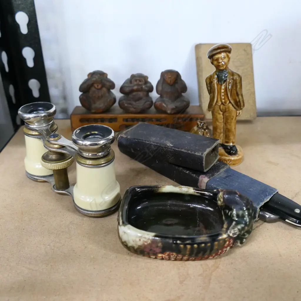 6 SMALL CURIOS. UGGAWARE DISH 'DANNY BOY' FIG 3 MONKEYS OP GLASSES + GOLDDUST BOOK  WITH CUTHROAT RAZOR Image 1++