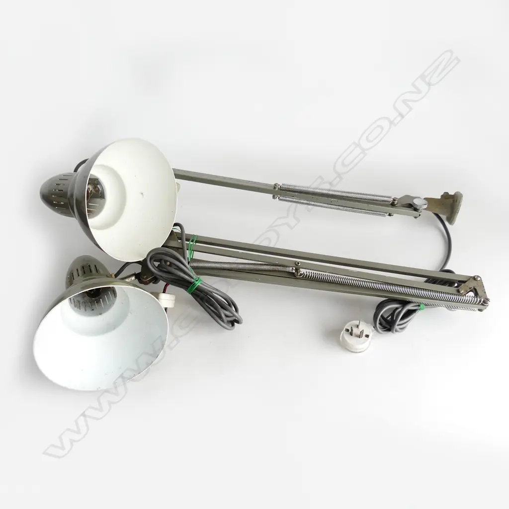 2 SUPERLUX ANGLE POISE LAMPS GARTNER AUCK. BRACKET MOUNTED Image 1++