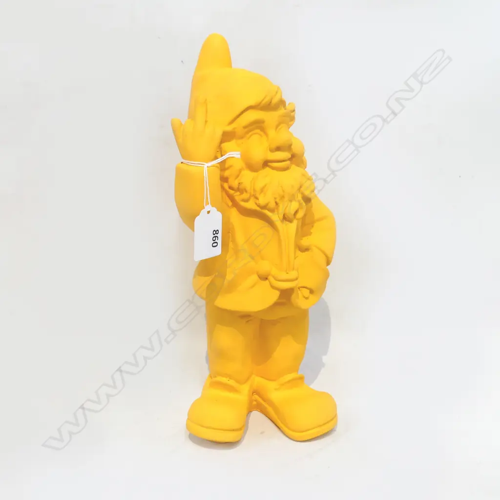 ORANGE GNOME FINGER RAISED H.320mm Image 1++