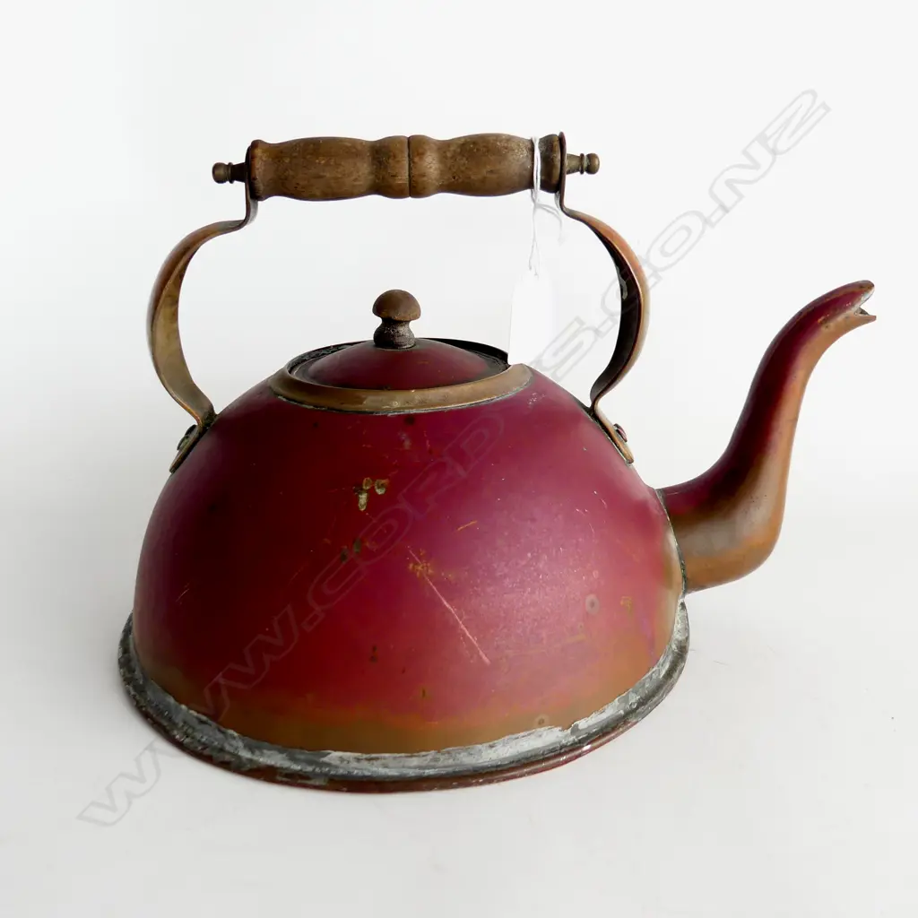 VINTAGE COPPER KETTLE 230mm dia Image 1++