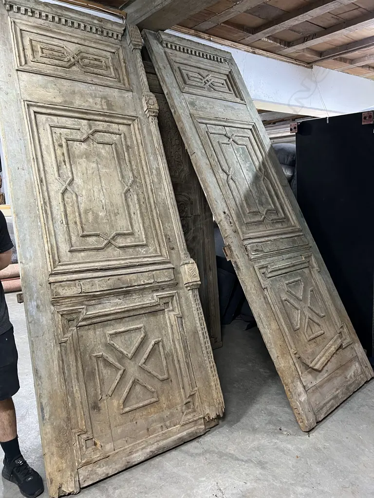 PR V.LGE EUROPEAN RUSTIC COUNTRY HOUSE DOORS H.3330mm. W.2210mm.  Some distress Image 1++