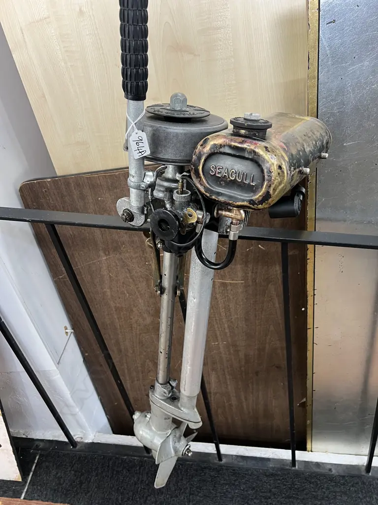 VINTAGE SEAGULL OUTBOARD BOAT MOTOR L.950mm Image 1++