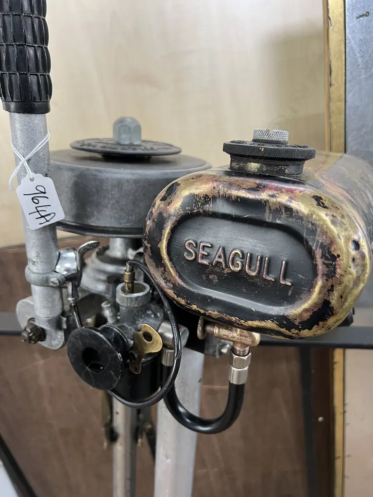 VINTAGE SEAGULL OUTBOARD BOAT MOTOR L.950mm Image 1++