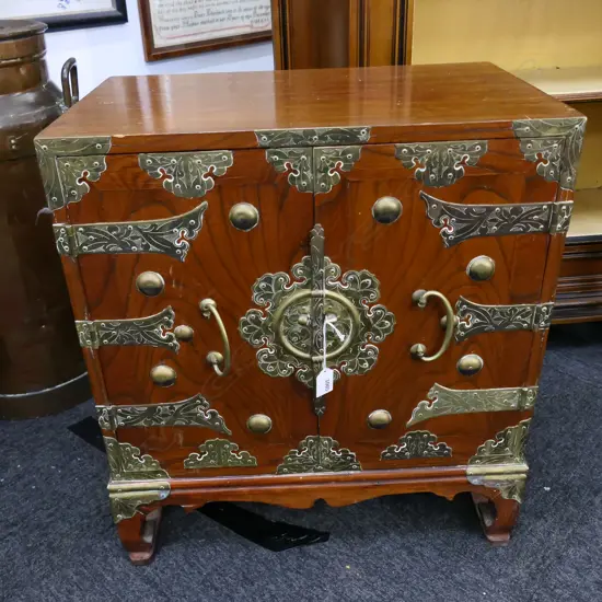 KOREAN CABINET w. BRASS DETAILING 550x350x600mm