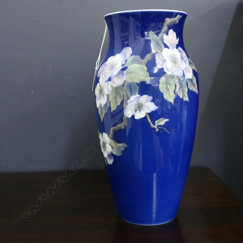 LG ROYAL COPENHAGEN VASE H.315mm - SMALL FAULT Image 1++