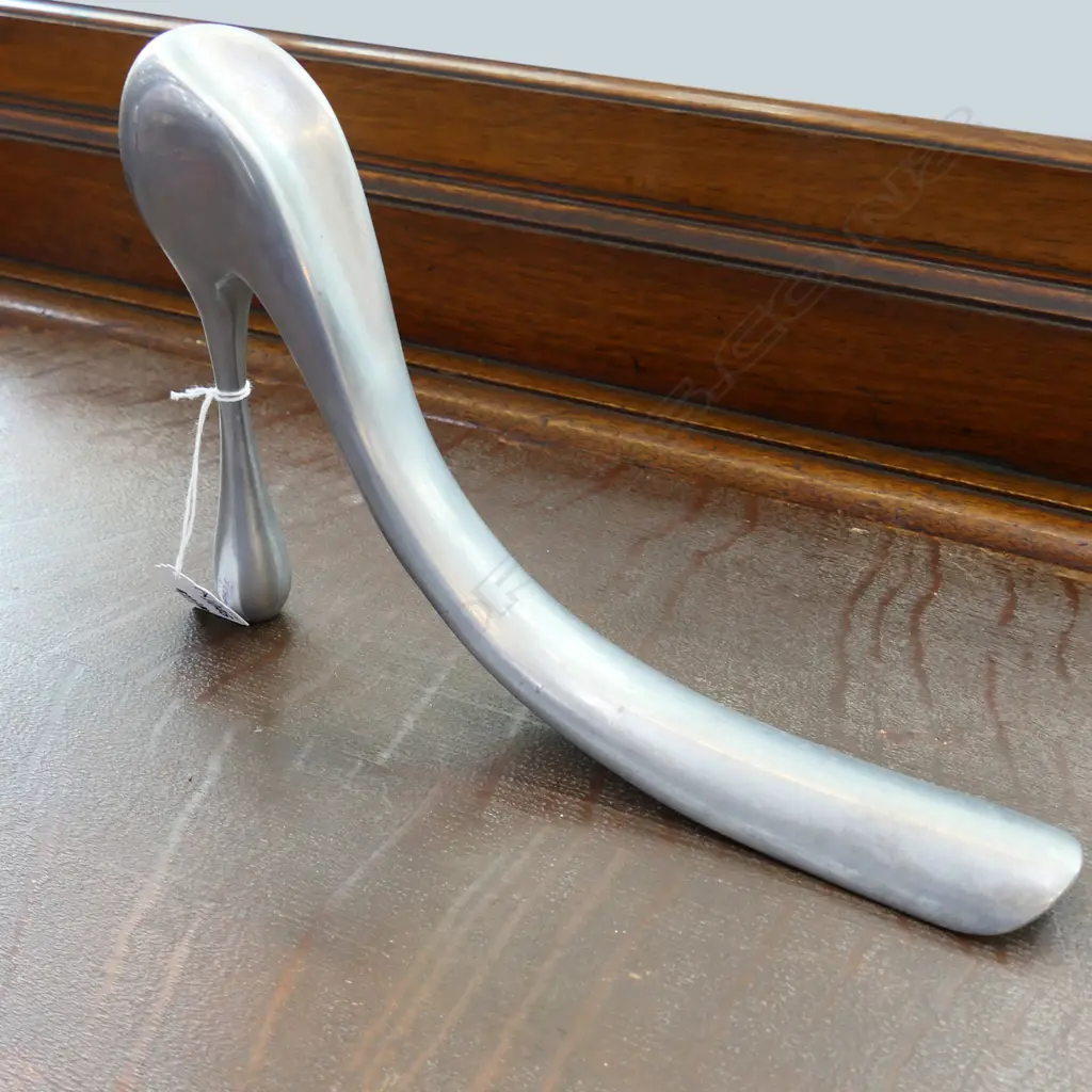 MANOLO BLAHNIK SHOE HORN L.320mm Image 1++