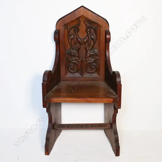NZ ARTS & CRAFTS CARVED KAURI HALL CHAIR