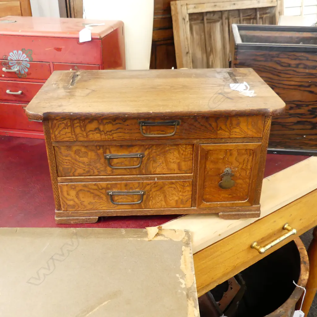 OLD JAPANESE SEWING BOX / CHEST AF Image 1++