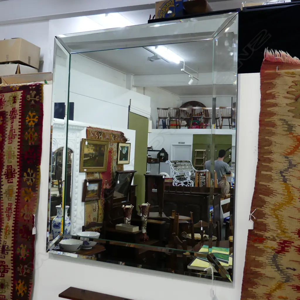 LG HALL MIRROR  1080 x 925mm (Small Chip to Corner) Image 1++