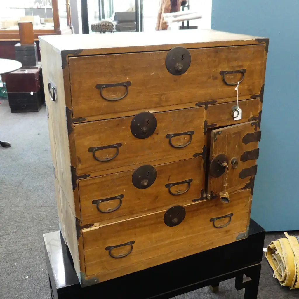 OLD JAPANESE CABINET. 5 drawers 1 door w further drawers hidden c.1900. H.690mm. Image 1++