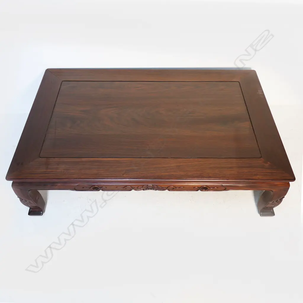 LARGE JAPANESE CARVED HARDWOOD (ROSEWOOD) COFFEE TABLE, 1280 x 800 x 340mm Image 1++