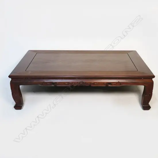 LARGE JAPANESE CARVED HARDWOOD (ROSEWOOD) COFFEE TABLE, 1280 x 800 x 340mm
