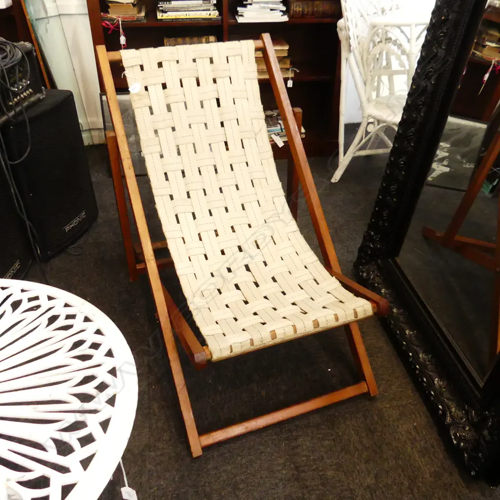 VINTAGE DECK CHAIR Image 1++