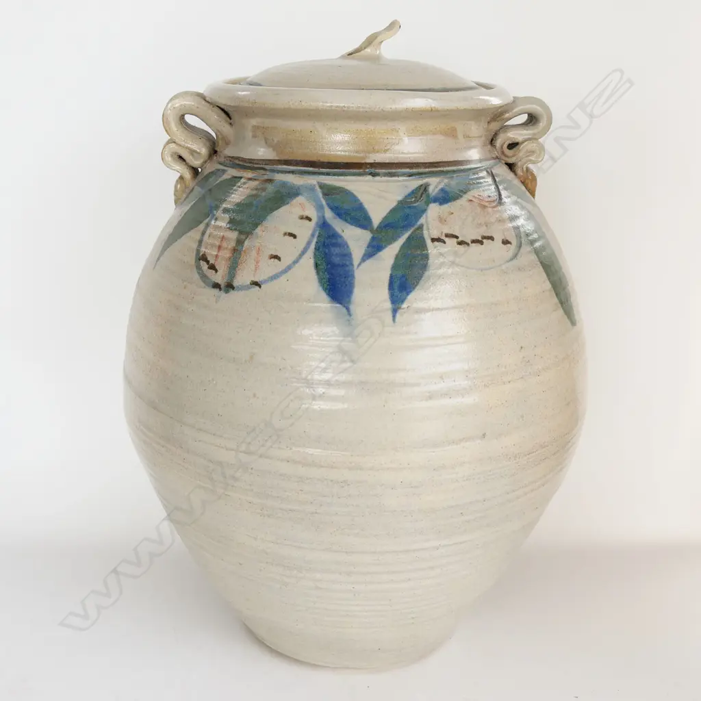 LG STUDIO POTTERY LIDDED POT. H.460mm (LID HANDLE BROKEN) Image 1++