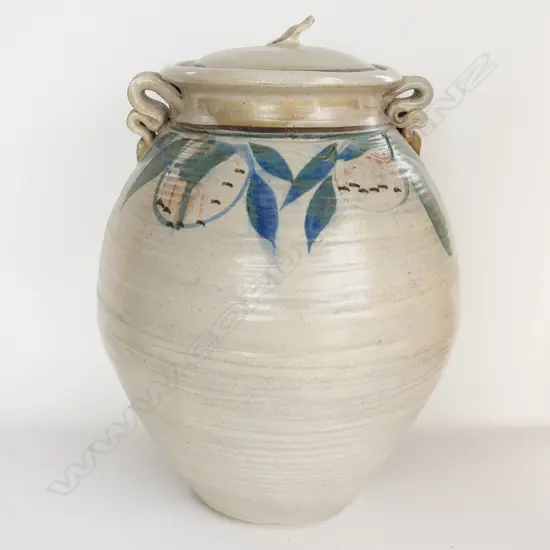 LG STUDIO POTTERY LIDDED POT. H.460mm (LID HANDLE BROKEN)
