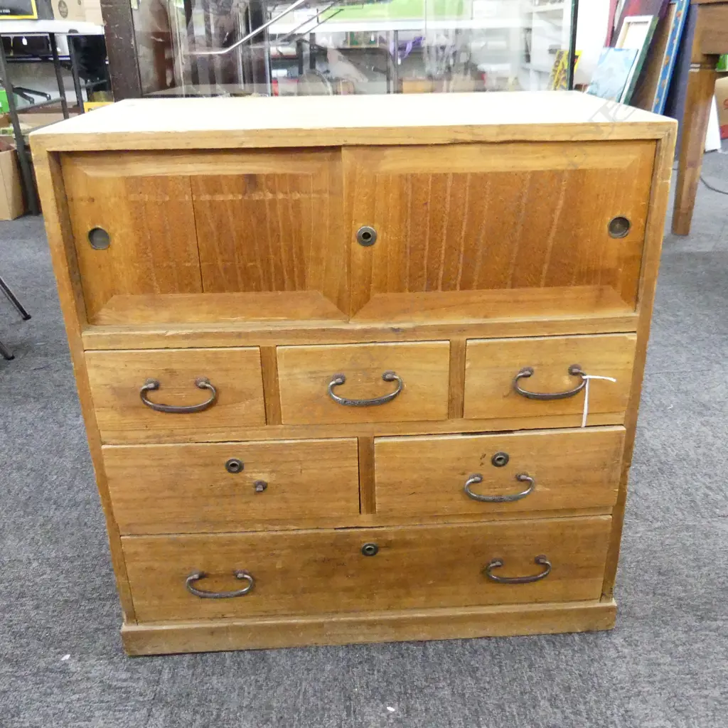 OLD JAPANESE CABINET. 6 drawers. H.585mm. Image 1++