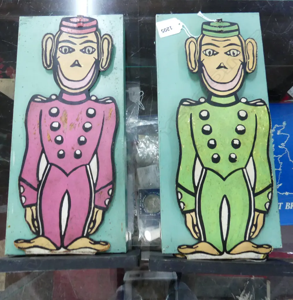 VINTAGE MAGICIANS MONKEY TRICK H.350mm Image 1++