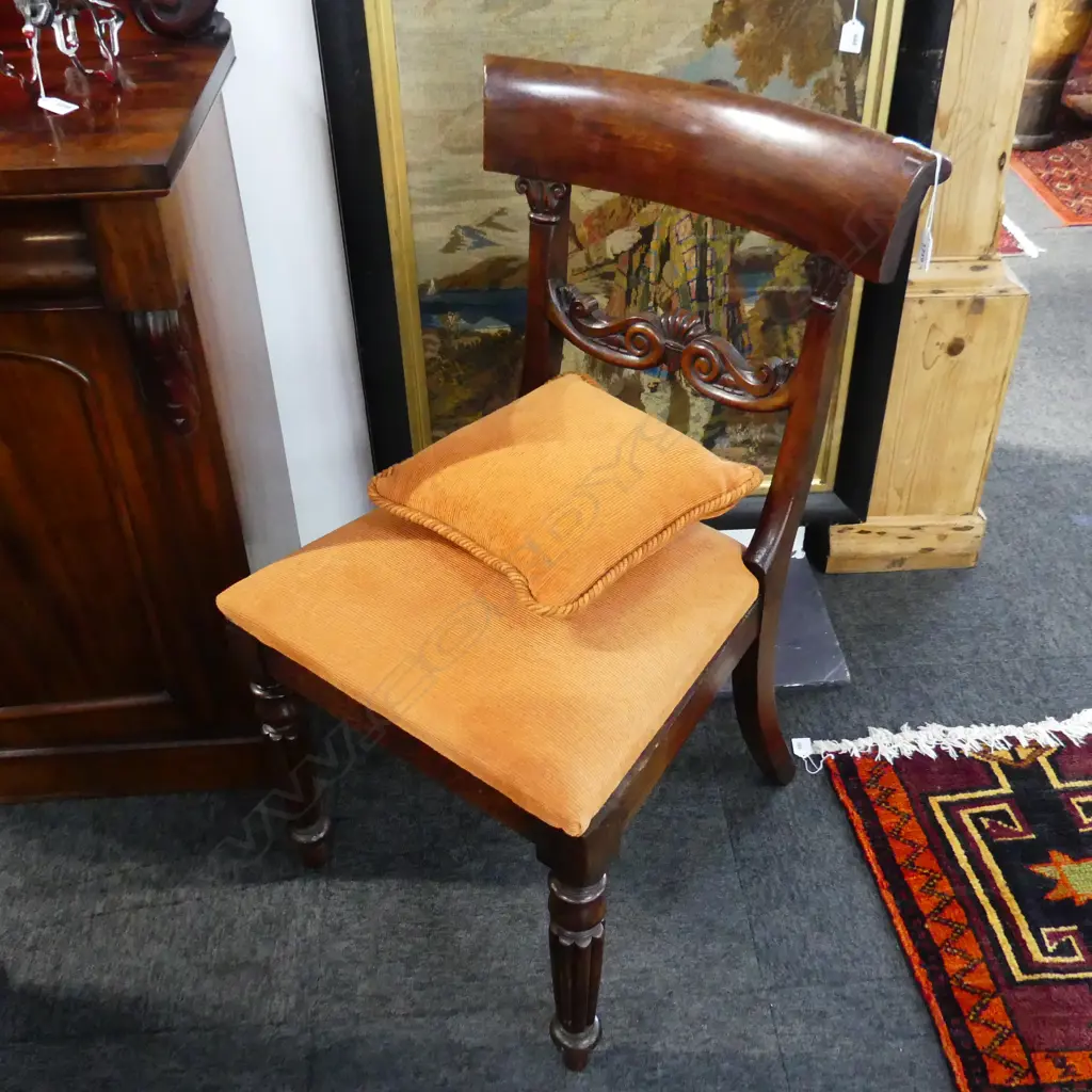 ANTIQUE MAHOGANY BLADE BACK CHAIR Image 1++