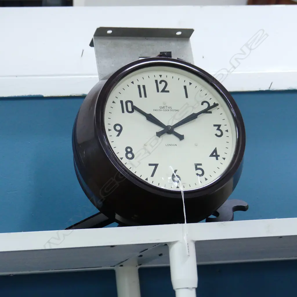 VINTAGE BAKELITE RAILWAY STATION PLATFORM CLOCK [DOUBLE SIDED], DIA300MM Image 1++