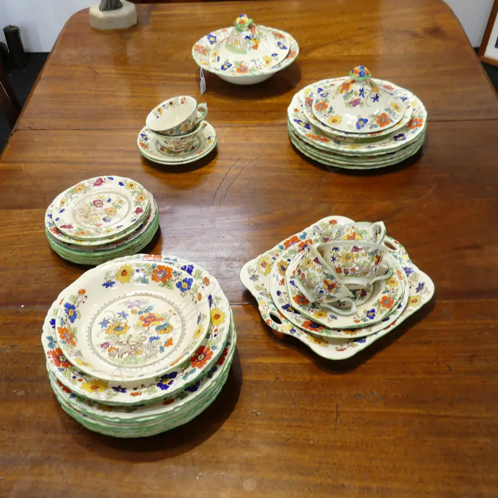 38PC MASON IRONSTONE CHINA DINNER SET, FLORAL W GREEN DETAIL. 'BIBLE' PATTERN Image 1++