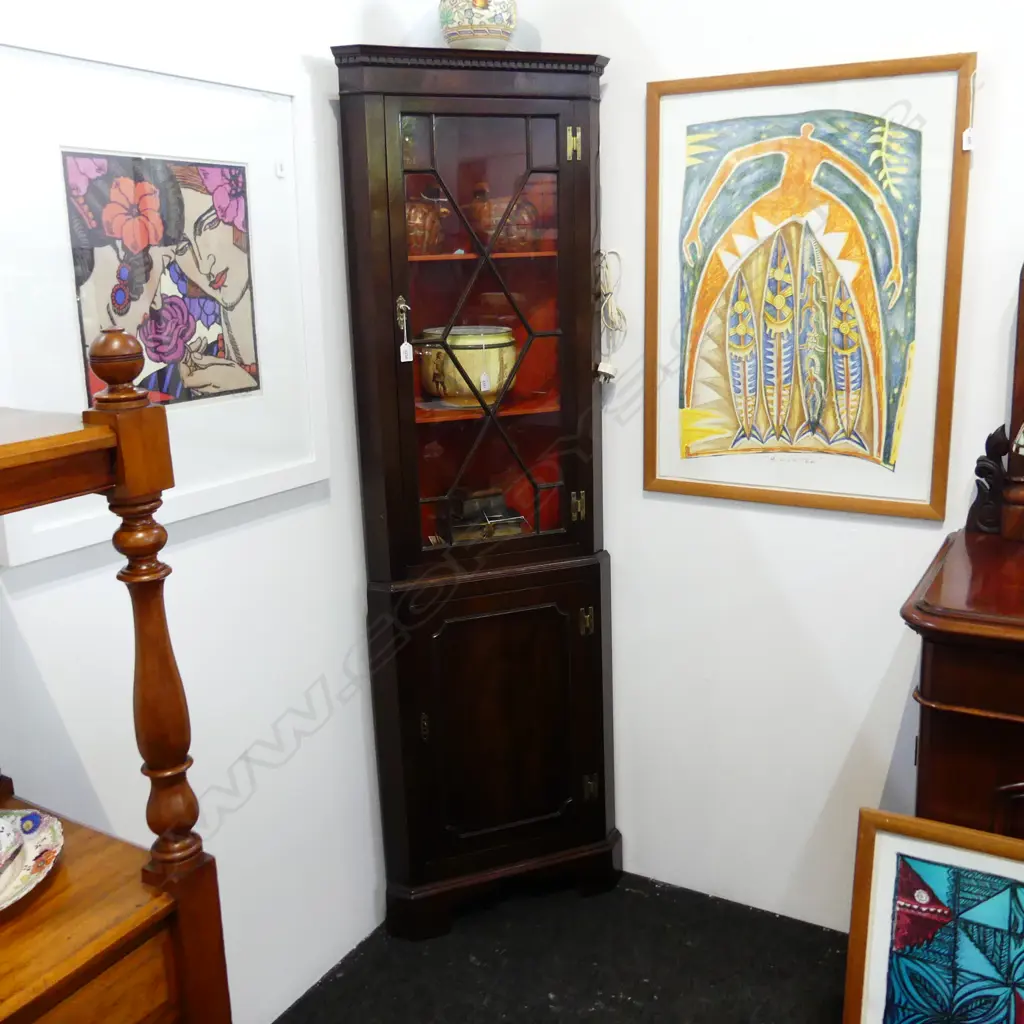 MAHOGANY CORNER CABINET 390x390x1830mm Image 1++