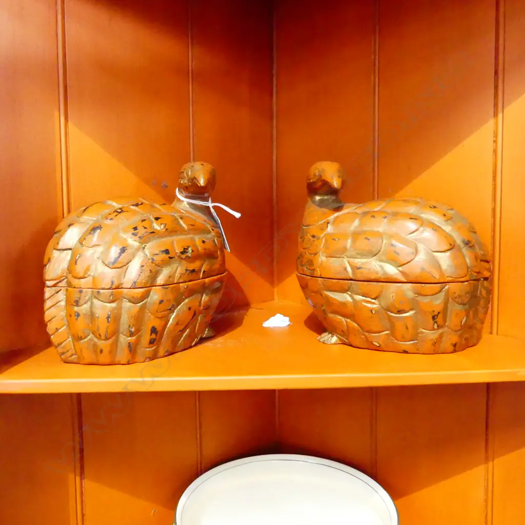 PR ORANGE LACQUER QUAIL LIDDED CONTAINERS L.150mm Image 1++