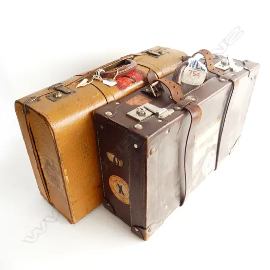 2 VINTAGE SUITCASES