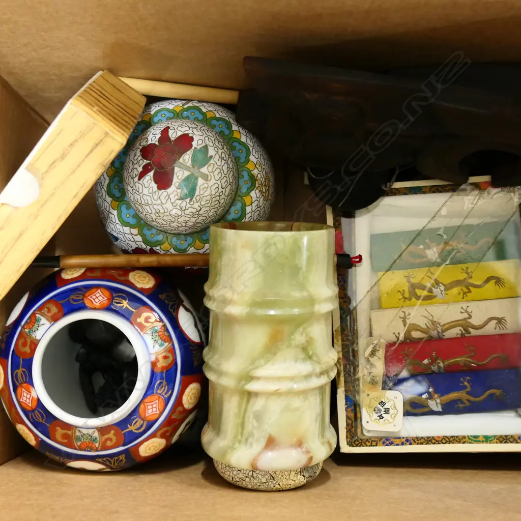BOX ASST. ORIENTAL PCES INCL. OPIUM SCALES & WEIGHTS Image 1++