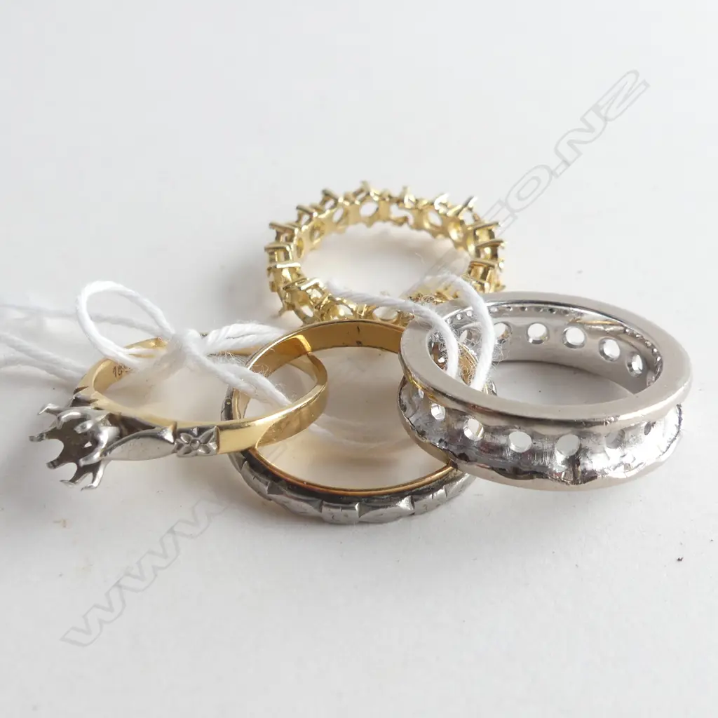 3 18CT GOLD RINGS + 1 18CT PALLADIUM - ALL UNSET 17.22GMS Image 1++