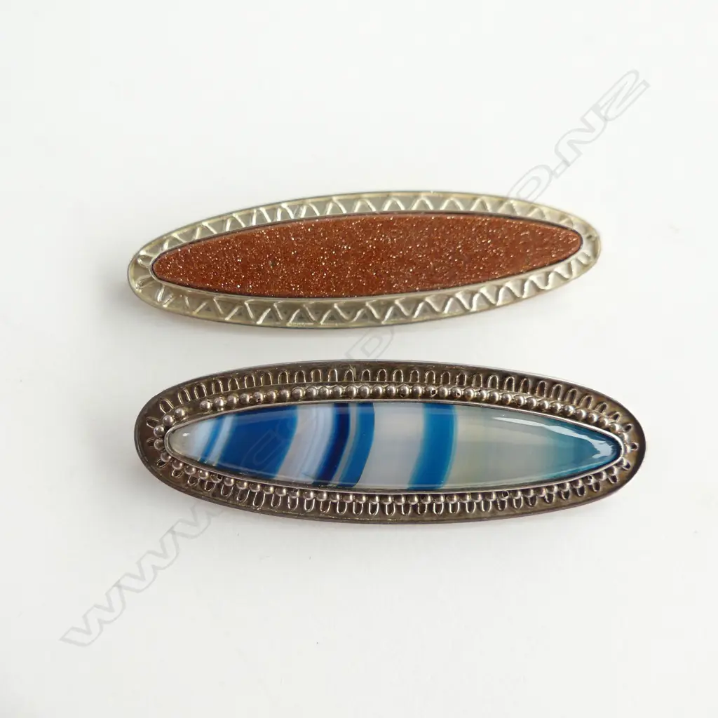 2 STG SILVER & AGATE / GOLD STONE BROOCHES  Image 1++