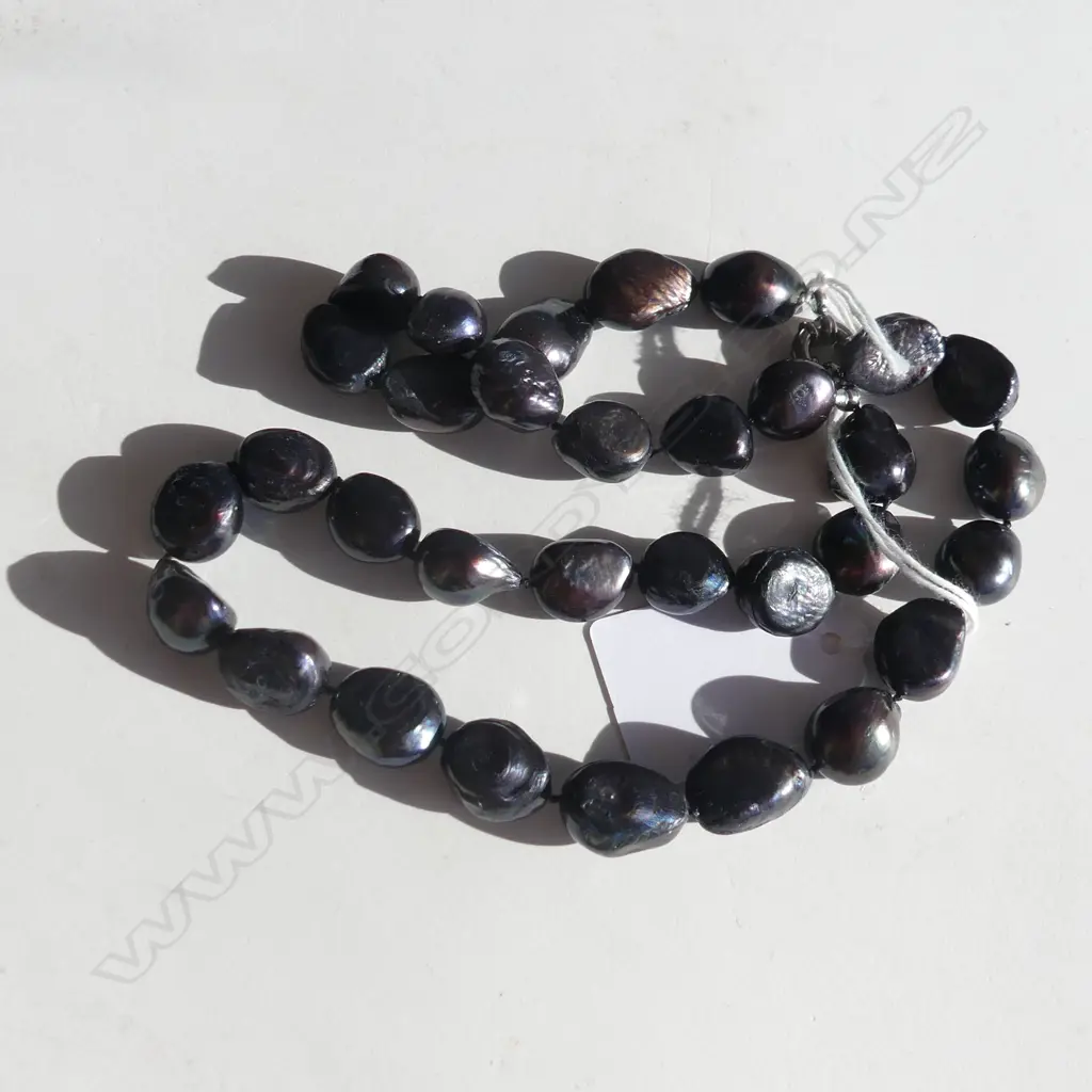 DEEP BLUE FRESHWATER PEARL NECKLACE  Image 1++