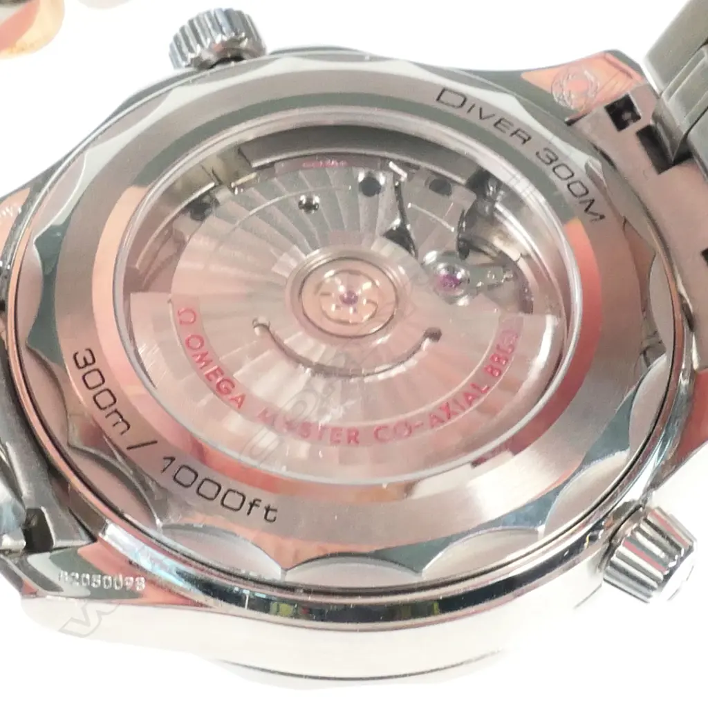 A replica Omega Seamaster wristwatch, Image 1++