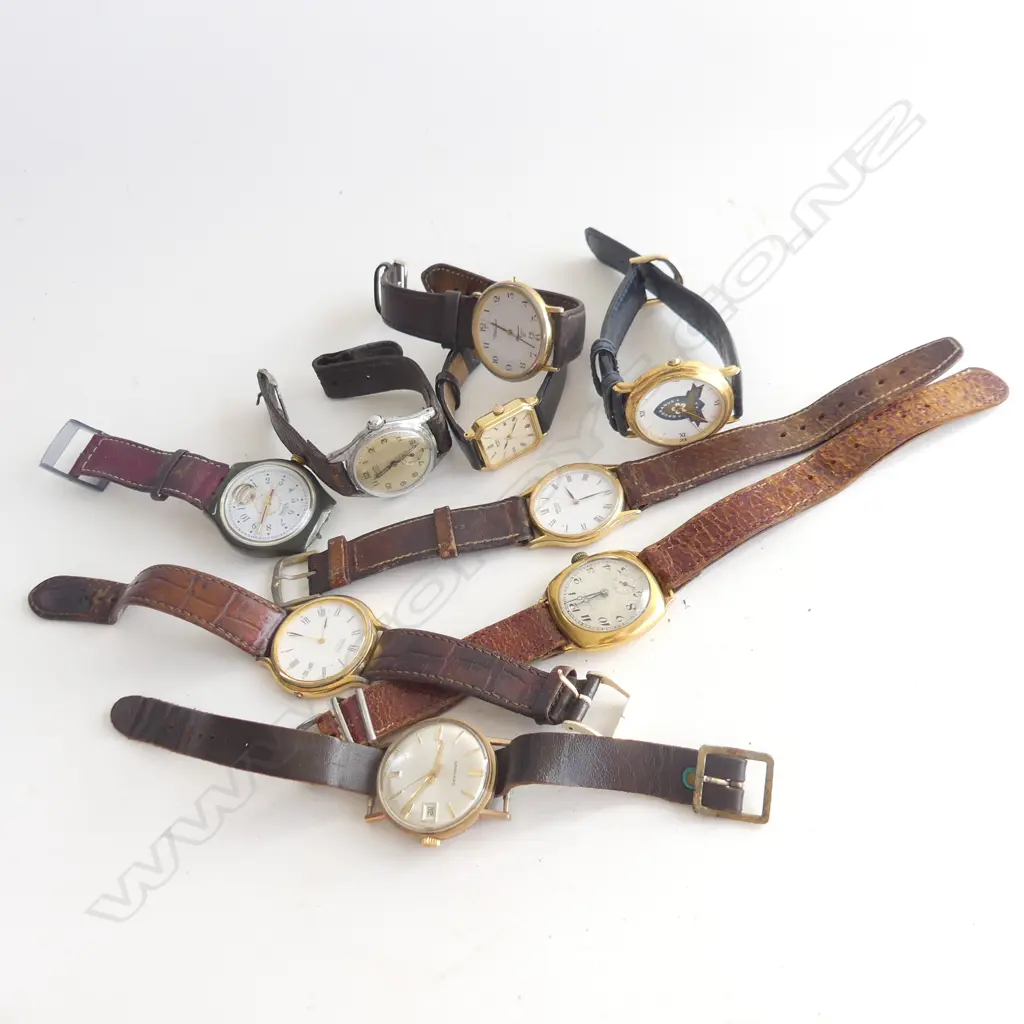 BAG ASST OLD WATCHES WITH LEATHER STRAPS  Image 1++