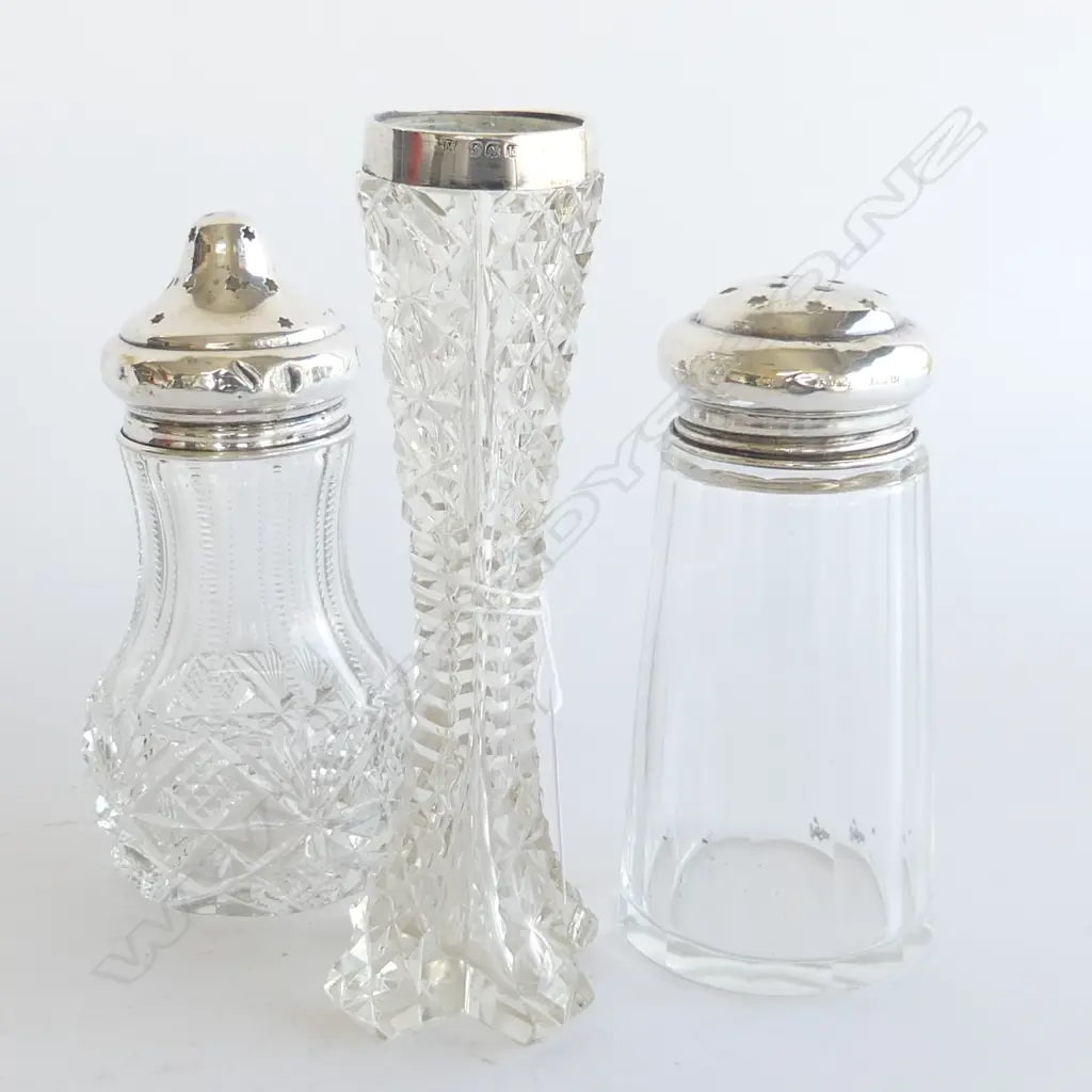 2 STG SILVER & CRYSTAL SIFTERS + STG CAPPED CRYSTAL VASE H.155mm Image 1++