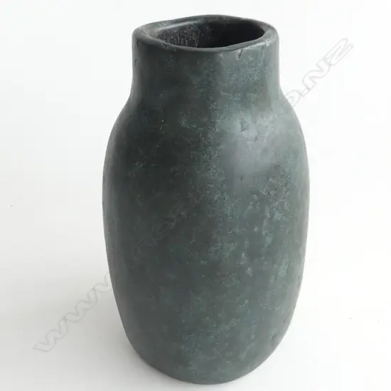 JAPANESE BRONZE VASE SIGNED H195MM